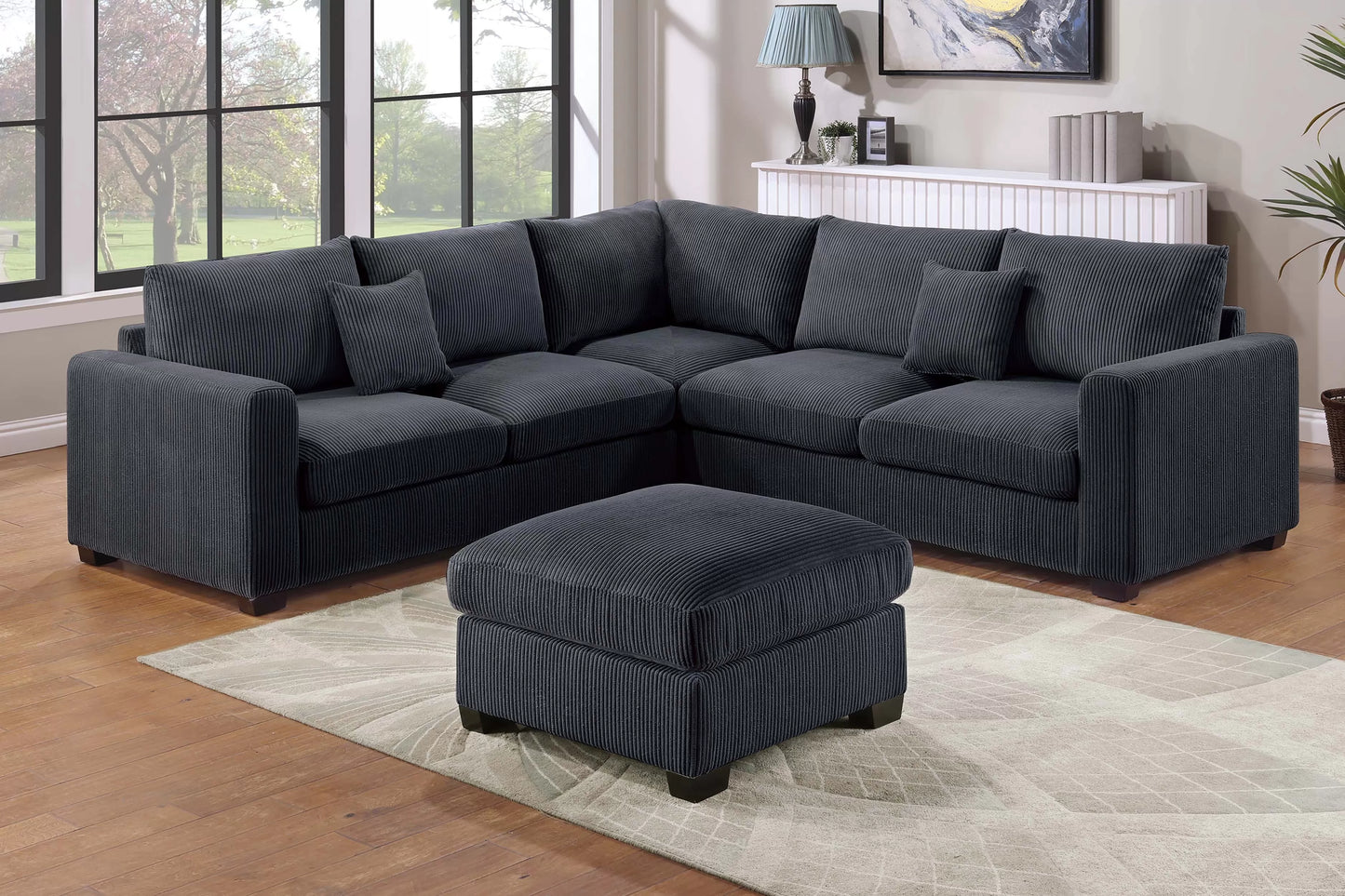 Black sectional w/ ottoman