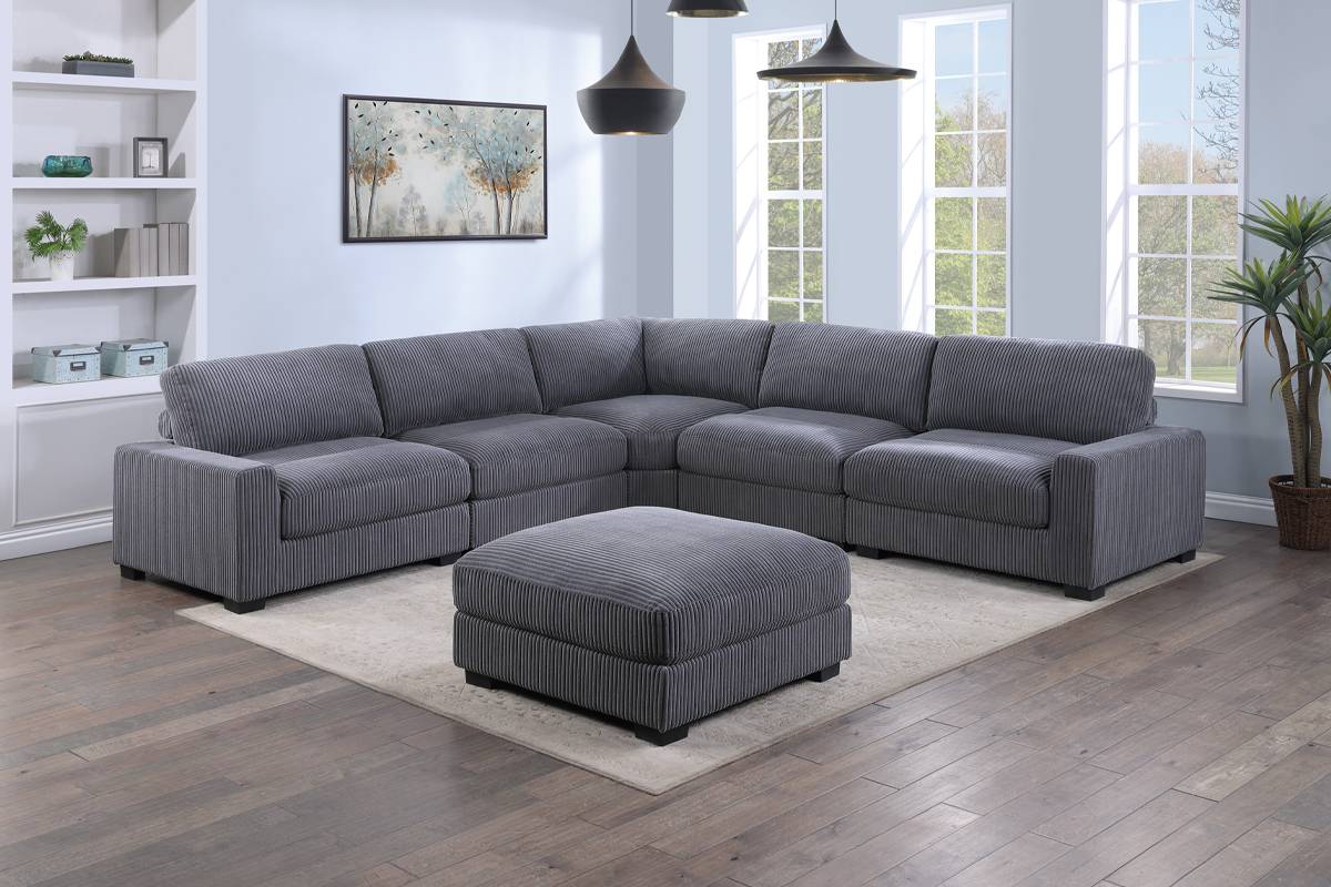 Gray L Shaped sectional w/ ottoman