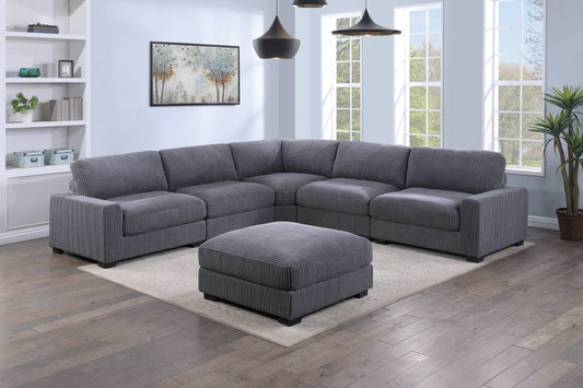 Gray L Shaped sectional w/ ottoman