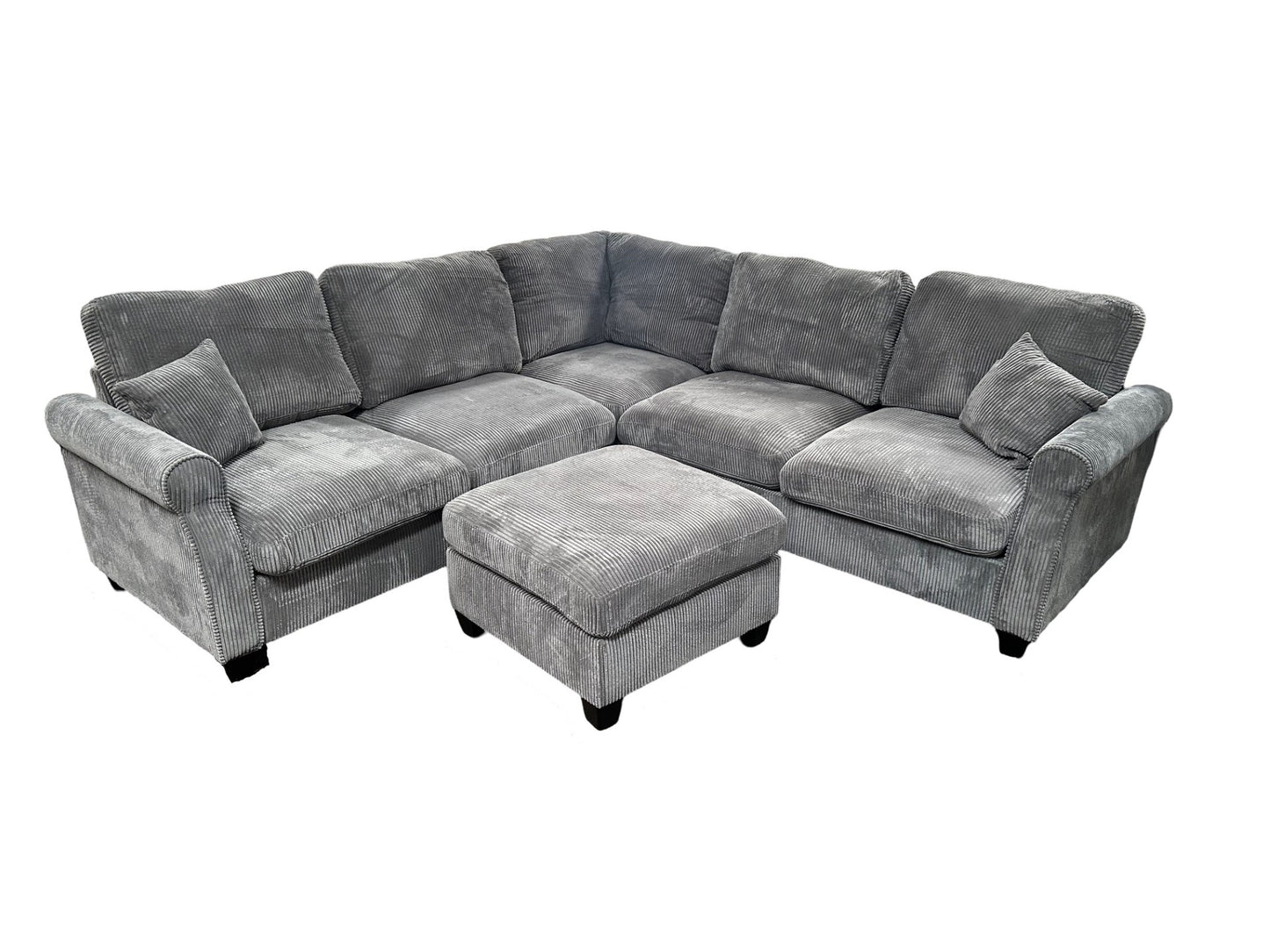 Gray sectional w/ ottoman