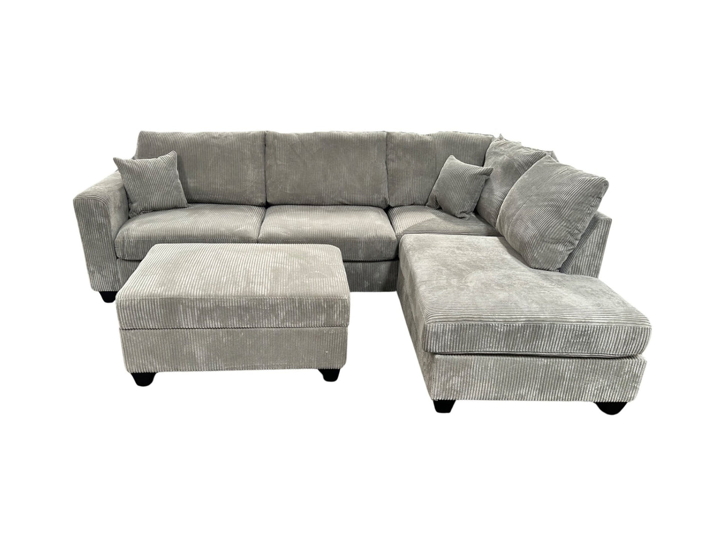 Gray Sectional W/ Storage Ottoman